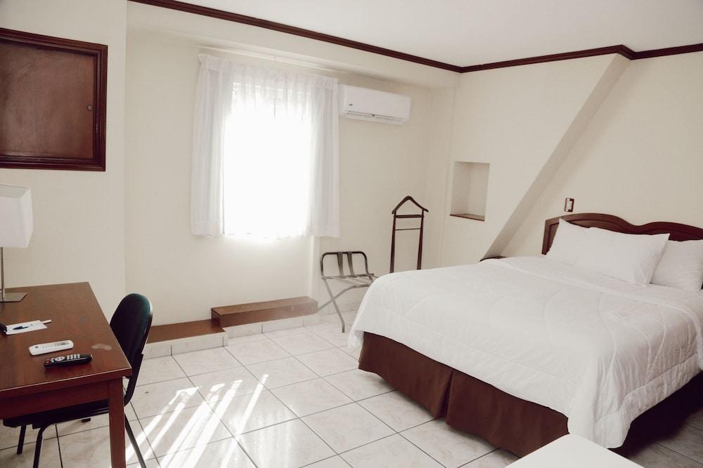 Hotel Gardenia Inn Σαν Σαλβαντόρ Εξωτερικό φωτογραφία