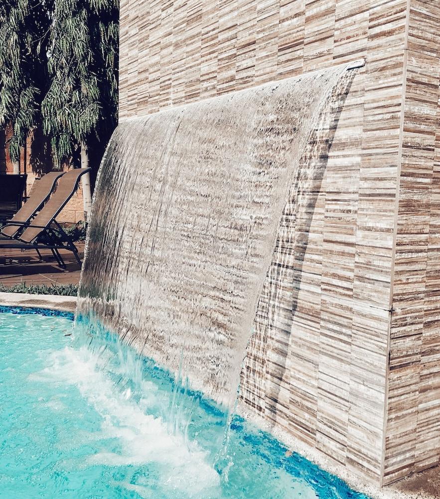 Hotel Gardenia Inn Σαν Σαλβαντόρ Εξωτερικό φωτογραφία