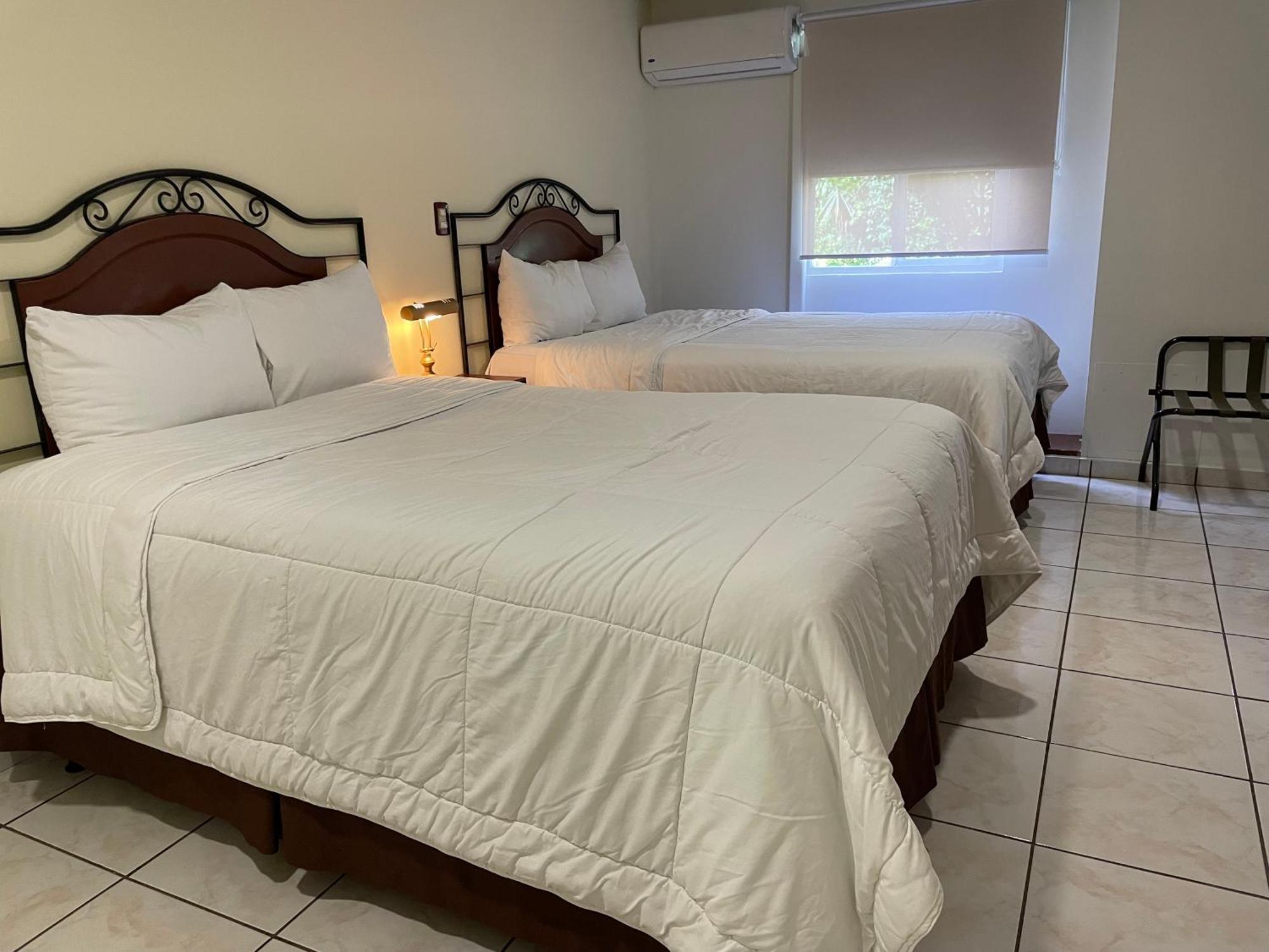 Hotel Gardenia Inn Σαν Σαλβαντόρ Εξωτερικό φωτογραφία