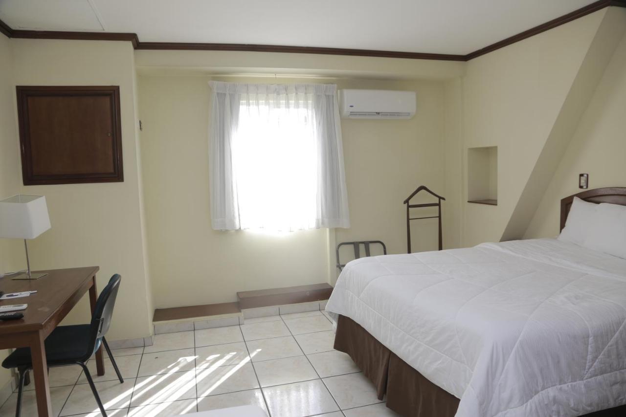 Hotel Gardenia Inn Σαν Σαλβαντόρ Εξωτερικό φωτογραφία